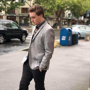 Meet your Posher, Adam